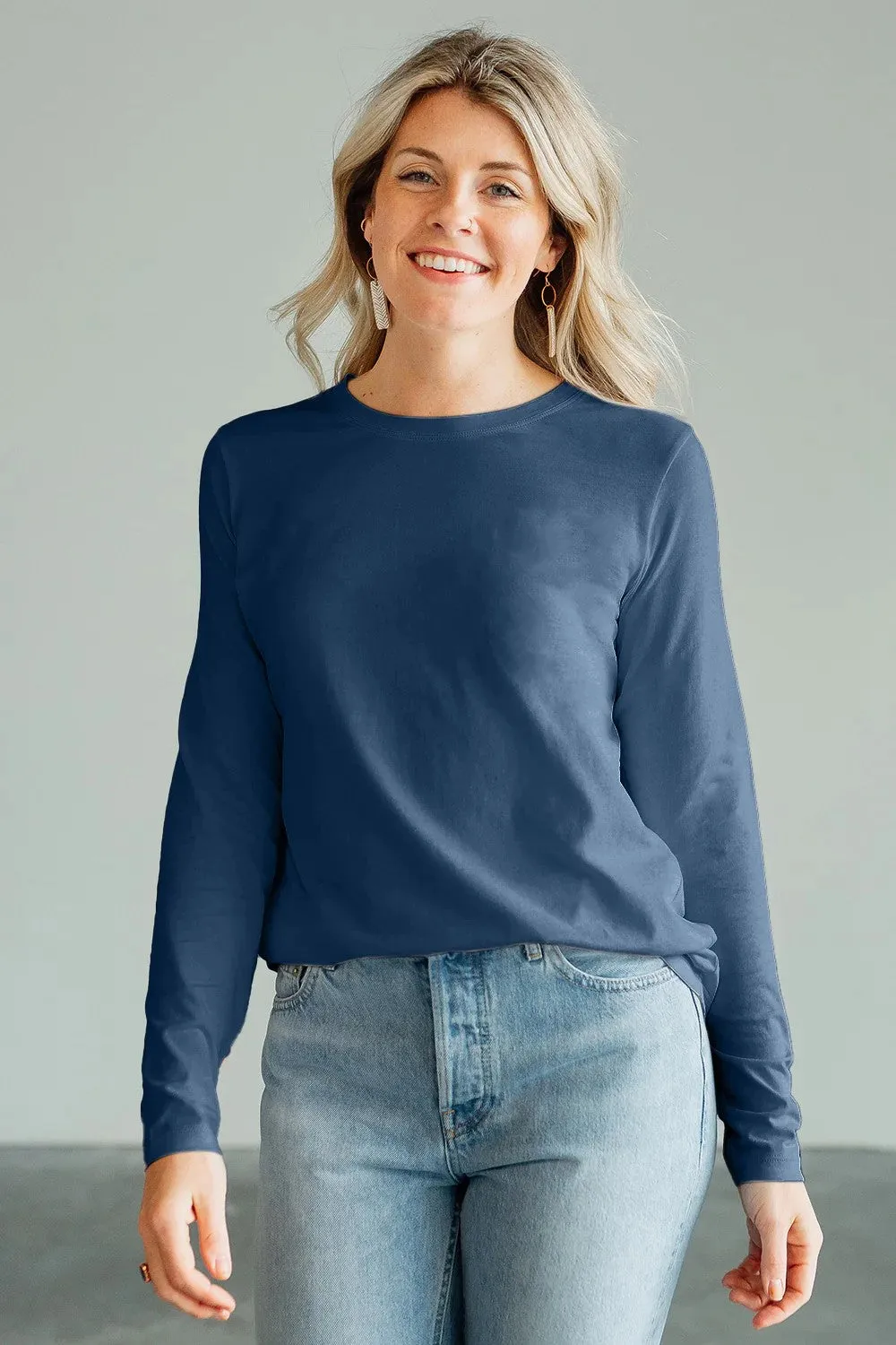 Women's 100% Organic Cotton Relaxed Long Sleeve Crew Neck T-Shirt